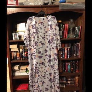 Women’s long floral kimono
